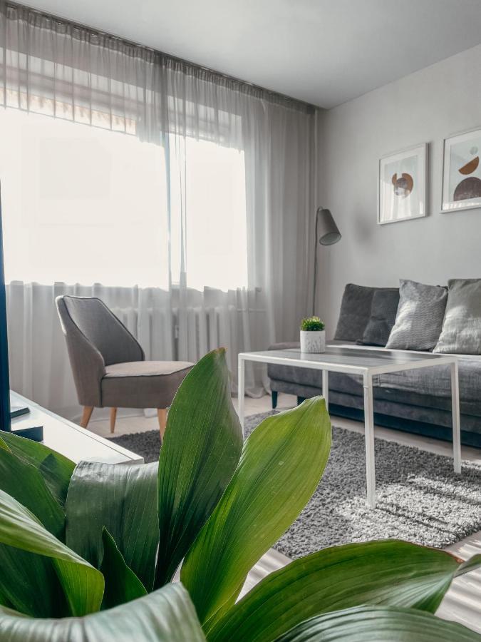 Marijampole Apartment With Free Parking Екстериор снимка