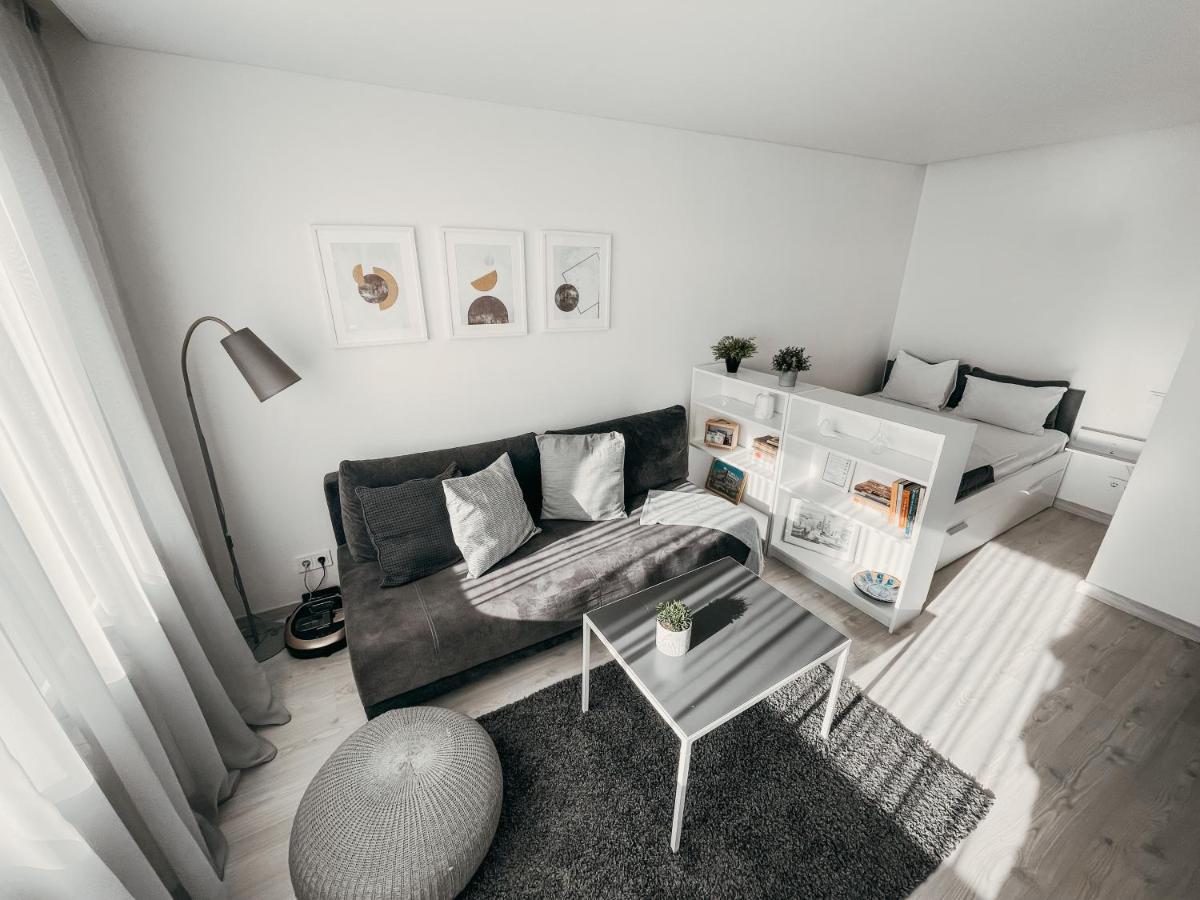 Marijampole Apartment With Free Parking Екстериор снимка